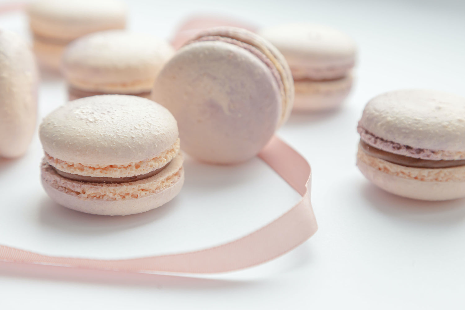 enjoy-a-homemade-ruffles-macaron-at-blush-hair-salon