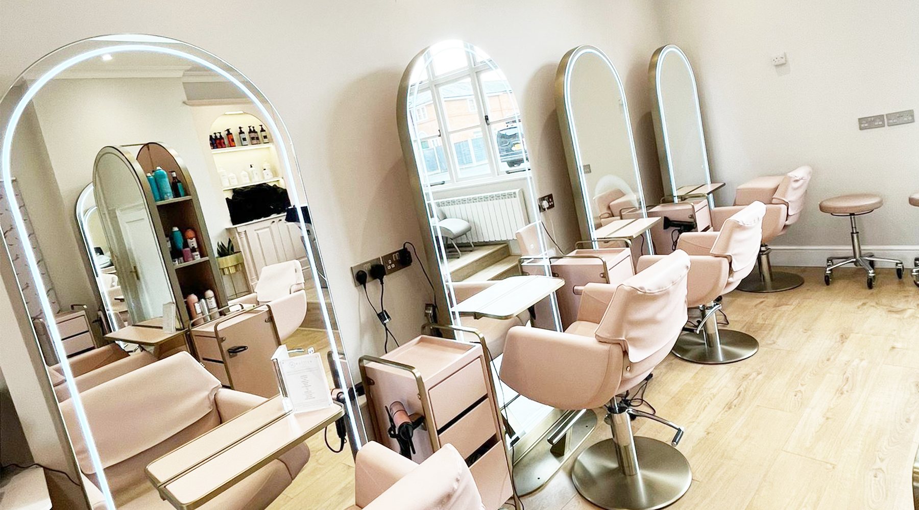 luxurious-hairdressing-studio-now-open-east-midlands